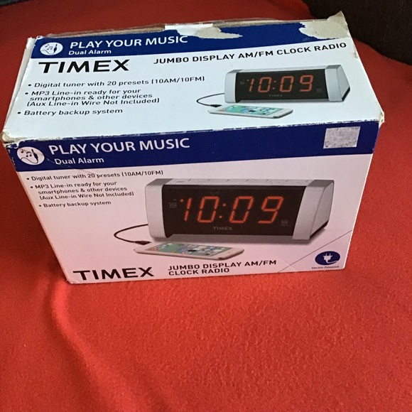Timex Jumbo Display AM/FM Clock Radio Model T235 - Picture 6 of 8